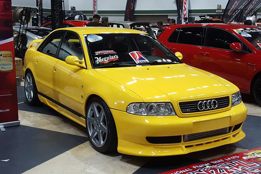 Audi in Anzahl Chrome Yellow Light (ctto)