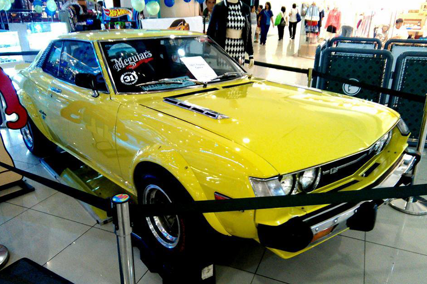 Toyota Celica in Anzahl Chrome Yellow Light (ctto)