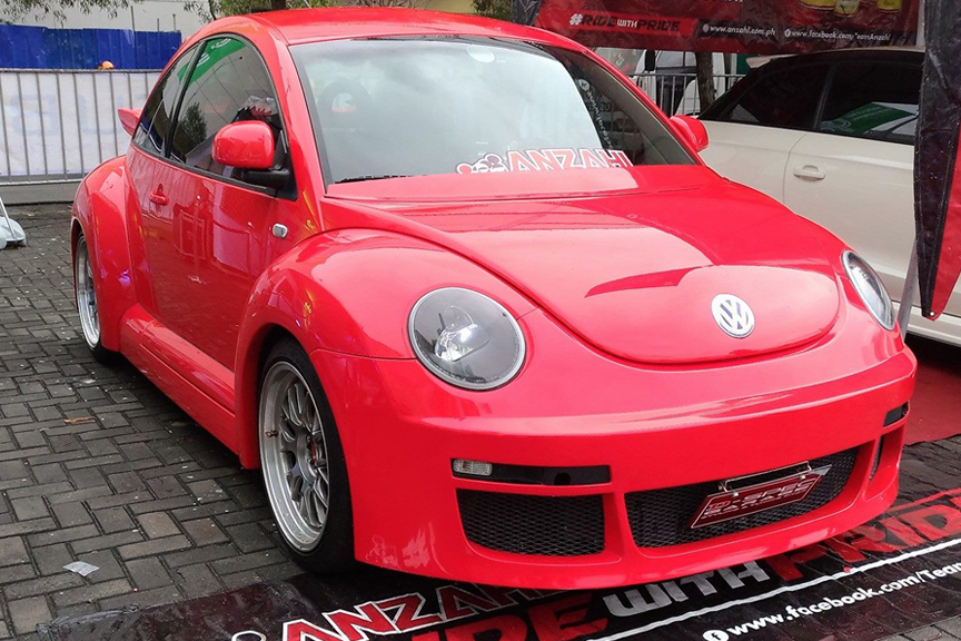 Volkswagen Beetle in Anzahl Red (ctto)
